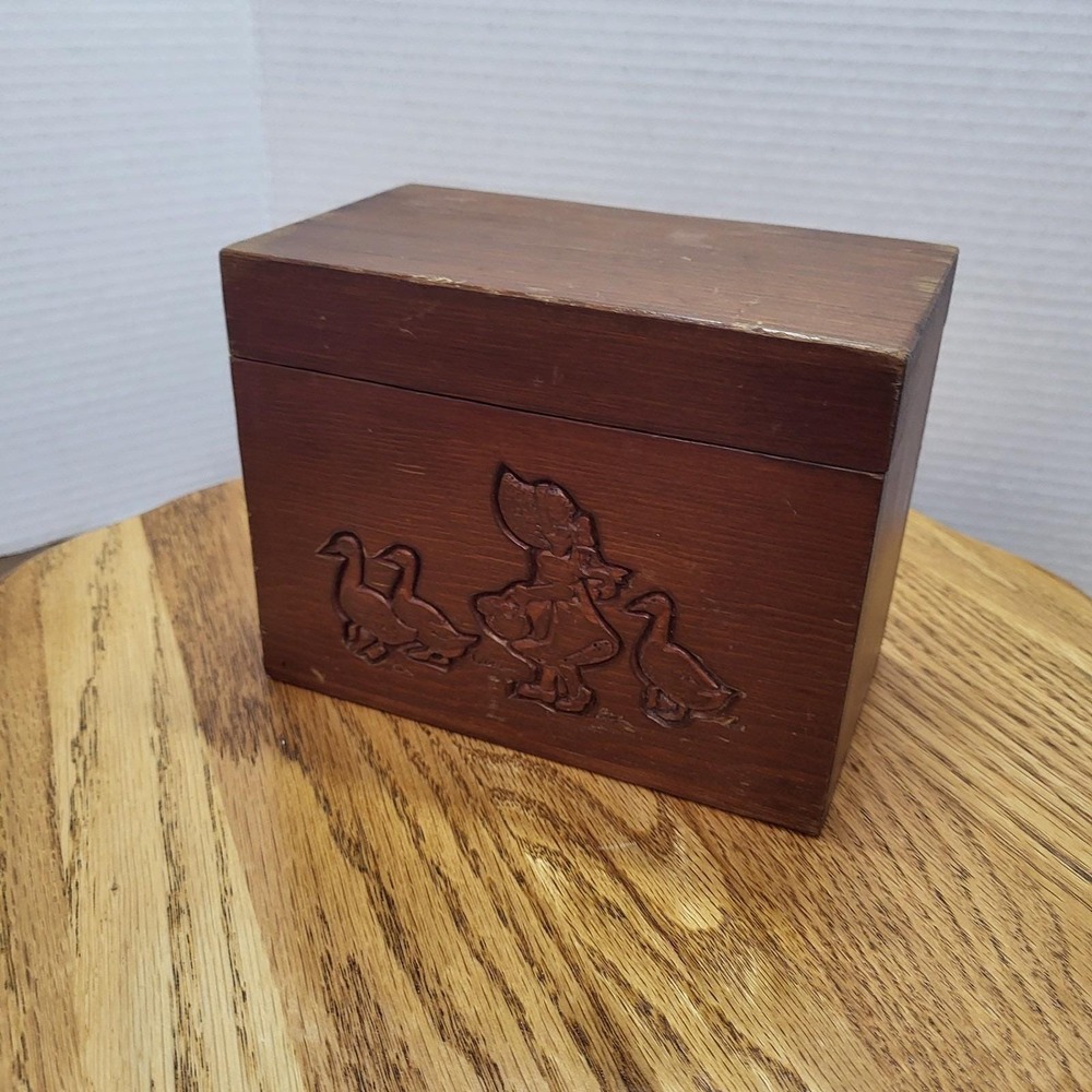 VTG Country Girl With Geese Ducks Carved Wood Hinged Box Mother Goose Trinket